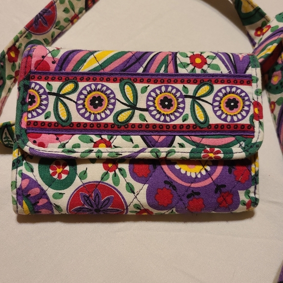 Vera Bradley Purse w/ matching wallet - Picture 2 of 16